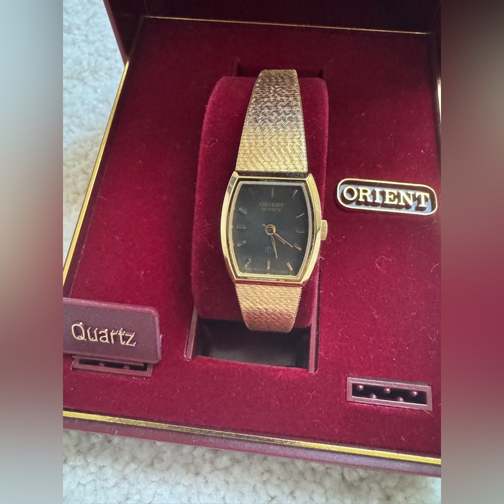 Orient Quartz Women Gold Gray  Ladies Watch Antique Style Vintage - Picture 5 of 9